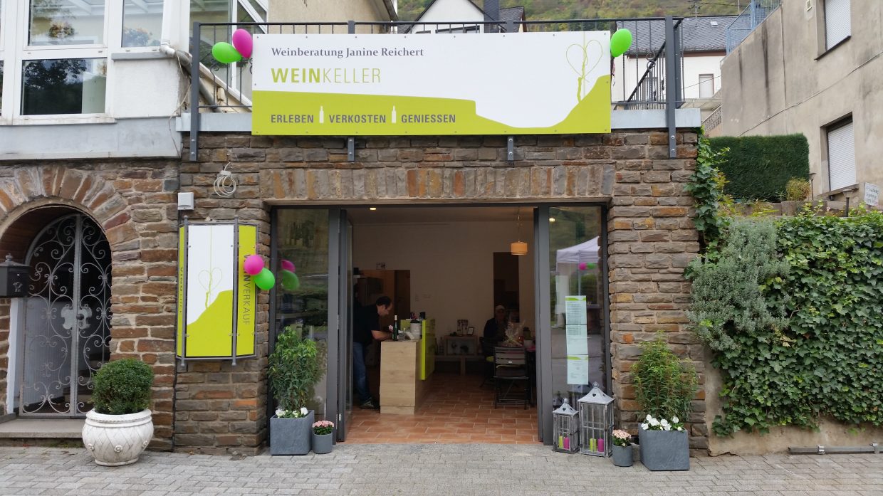Neues aus der Vinothek / Seminare / Öffnungszeiten